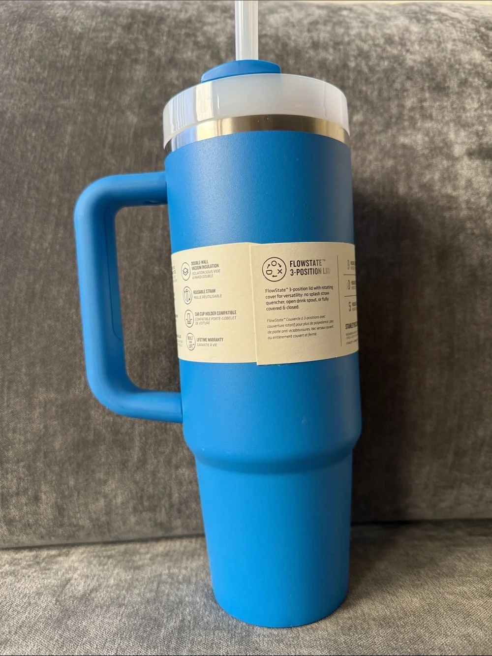 NWT Stanley Azure Blue Quencher H2.0 Tumbler with Handle and Straw - Rare color